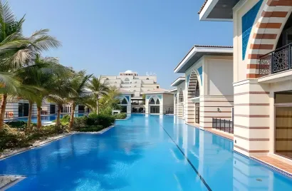 Villa de 4 dormitorios en Palm Jumeirah, UAE No. 30598