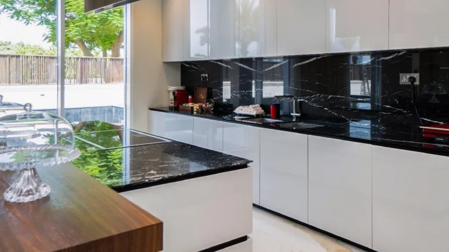 Villa de 7 dormitorios en Emirates Hills, UAE No. 30584 № 5