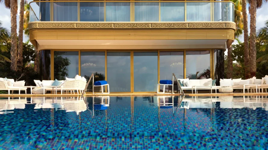 Villa de 7 chambres à Dubai, UAE No. 30609 № 1