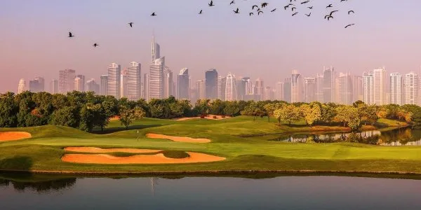 Эмирейтс Хиллз (Emirates Hills)